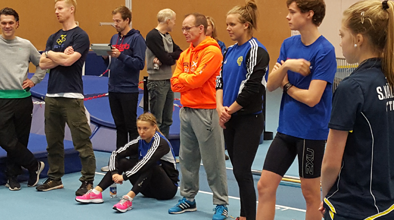 Elin Nilsson, Fanny Gradin, Gabriel Sandlr och Stina Kjällberg står och väntar på att visa vad de går för. Foto:SOK